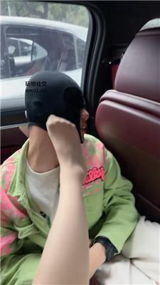 【网盘】【2024-11-04】【狗哥】搭讪肉丝配拖鞋小姐姐气味辱 bf46335