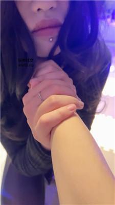 【网盘】【2024-11-04】【橙宝】双母畜-奴下奴-掐脖窒息/吃白袜/脚插嘴踩踏 bf46357