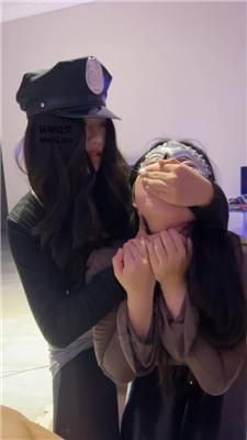 【网盘】【2024-11-04】【橙宝】双母畜-奴下奴-掐脖窒息/吃白袜/脚插嘴踩踏 bf46357