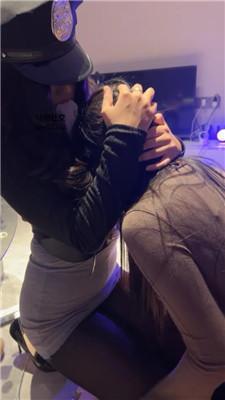 【网盘】【2024-11-04】【橙宝】双母畜-奴下奴-掐脖窒息/吃白袜/脚插嘴踩踏 bf46357