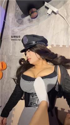 【网盘】【2024-11-04】【橙宝】双母畜-奴下奴-掐脖窒息/吃白袜/脚插嘴踩踏 bf46357