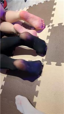 【网盘】【2024-11-04】【橙宝】母畜-奴下奴-喂圣水/品尝白袜脚/掐脖窒息 bf46386