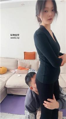 【网盘】【2024-11-26】【埋汰】骑马鞭打/黑丝脚踩虐 bf46702