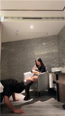 【网盘】【2024-11-26】【子熙大人】骑马转胯/皮靴踩虐/喂口水/白袜窒息/赏赐圣水 bf46785