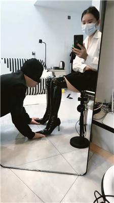 【网盘】【2024-11-26】【芮兮夫妻】长靴S-手脚耳光/骑马深喉 JS241108-7