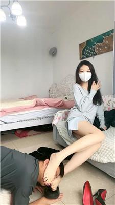 【网盘】【2024-11-26】【佳佳】裸足蹂躏/碾压狗爪/圣水泡面 bf46818