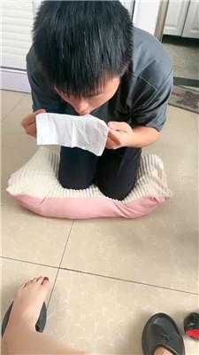 【网盘】【2024-11-26】【佳佳】裸足蹂躏/碾压狗爪/圣水泡面 bf46818