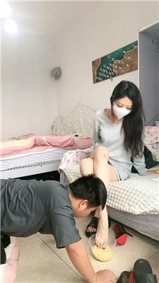 【网盘】【2024-11-26】【佳佳】裸足蹂躏/碾压狗爪/圣水泡面 bf46818