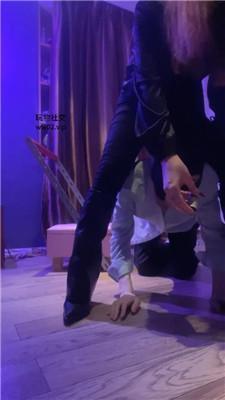 【网盘】【2024-11-28】【魔鬼天使】跪舔脏长靴/鞭打踩踏【双视角版】JS241110-8