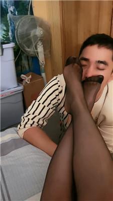 【网盘】【2024-11-28】【刘二狗】素人技师黑丝高跟踩虐 JS241110-21