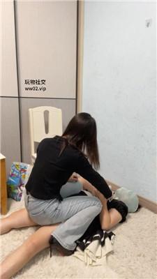 【网盘】【2024-11-28】【小凤梨】内裤套头玩虐贱母畜 bf46856