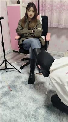 【网盘】【2024-11-28】【苏苏】双S-骑马狗爬/sp鞭打/舔脏鞋 bf49940