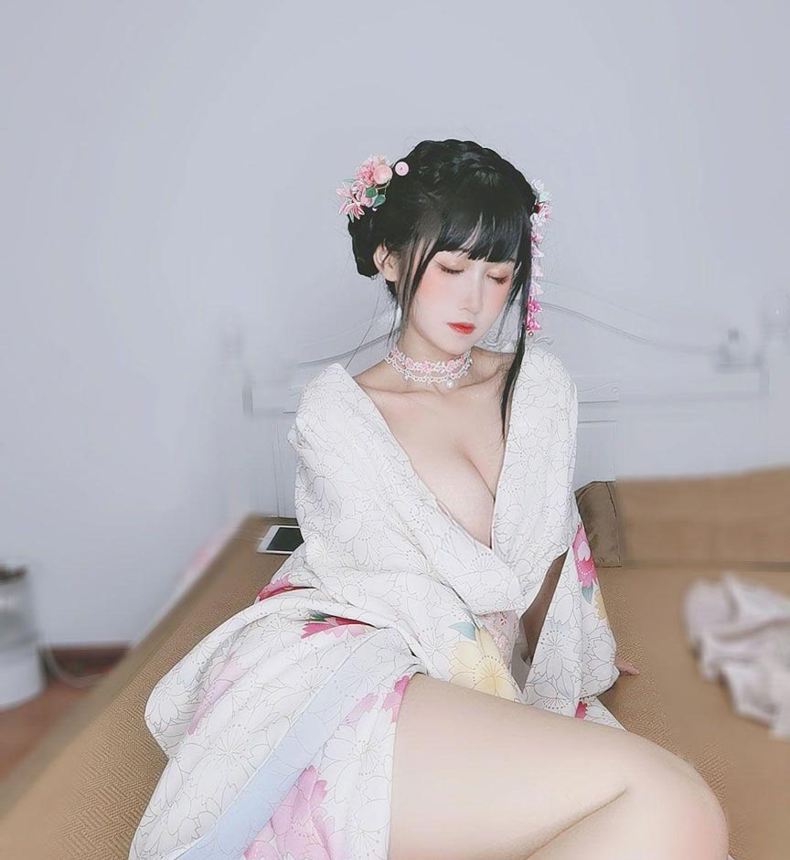 三度_69 赫多涅