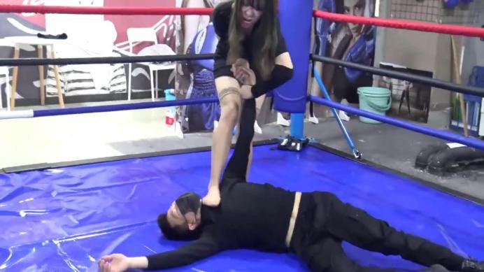 【网盘】国产格斗MF-MF00丝袜高跟美女的挑战（跪杀+搏击+关节技+踩脖子）bf17918