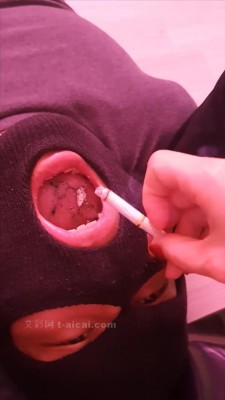 【网盘】【韩国精品视频】59部韩国KTV公主臭丝袜脚踹头跺脸暴力踩踏闻舔脚喂食合集 bf21774