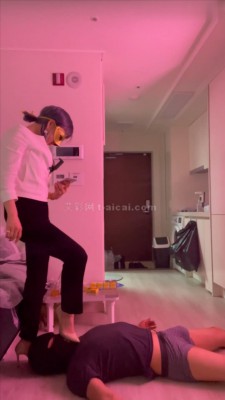 【网盘】【韩国精品视频】59部韩国KTV公主臭丝袜脚踹头跺脸暴力踩踏闻舔脚喂食合集 bf21774