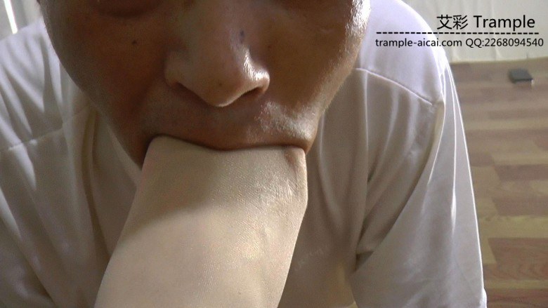 【网盘】玥婷老师踩死小偷