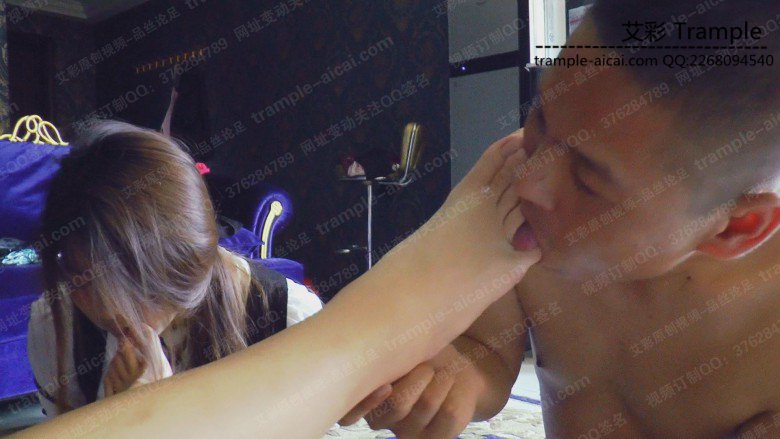 【网盘】馨雨虐流浪母狗