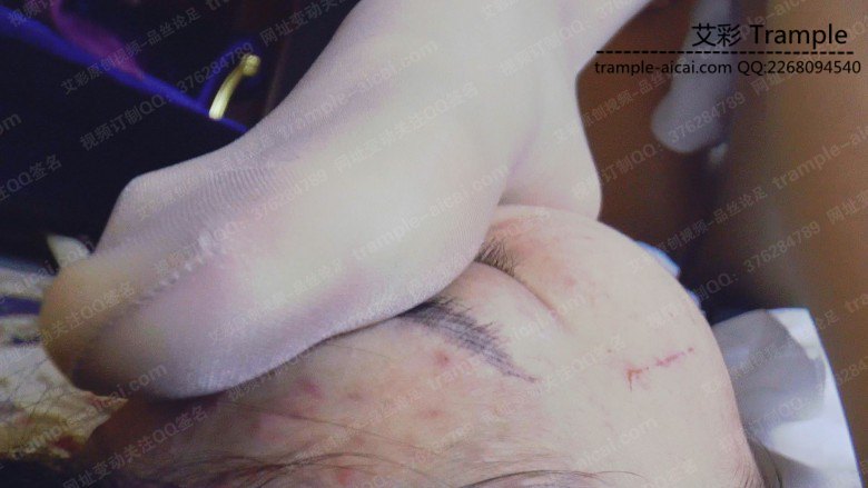 【网盘】馨雨虐流浪母狗