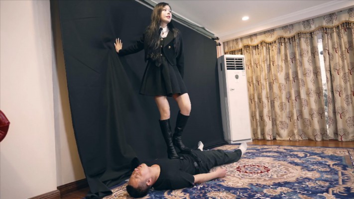 【网盘】〔Magic︱Mirror 魔镜少女〕—星奈长靴暴踩跟踪狂 MM-230424