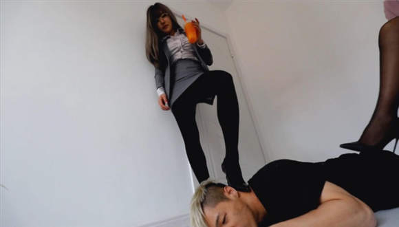 【网盘】〖H.P.L栖心之栈〗—三女职员羞辱外卖男