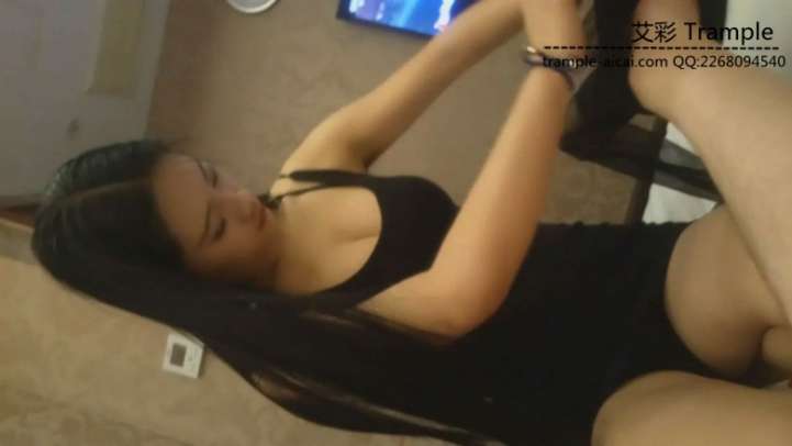 【网盘】长腿美女技师的再次调教