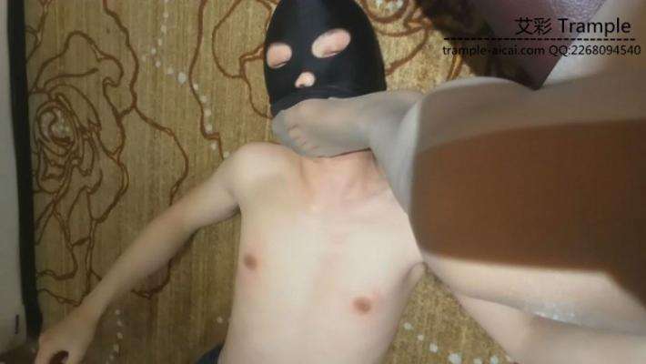 【网盘】大浴场92年美女技师的初次调教