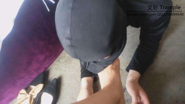 【网盘】悦悦小主调教黑丝小狗奴