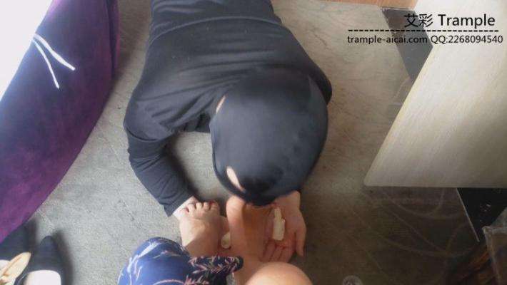 【网盘】悦悦小主调教黑丝小狗奴