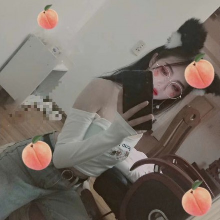 【网盘】舞蹈演员晓晓的黑丝肉丝诱惑踩踏