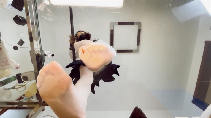 【网盘】【婧児小主】女学妹晓G把我缩小了 GTS 玻璃足底丝袜棉袜POV YC-220601-4