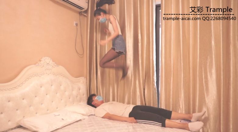 【网盘】新人歆凝暴跳踩头踢裆