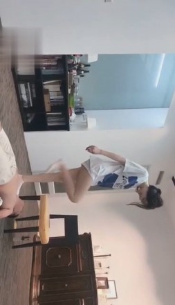 【网盘】VIVI踩踏健身操