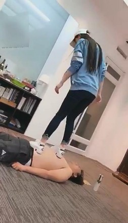 【网盘】【VIVI】调教装修工人