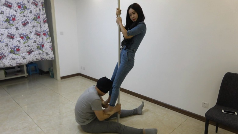 【网盘】冷柔极限花样折磨贱货