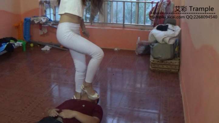 【网盘】女杀手风情展示暗杀训练