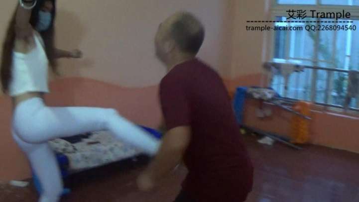 【网盘】女杀手风情展示暗杀训练