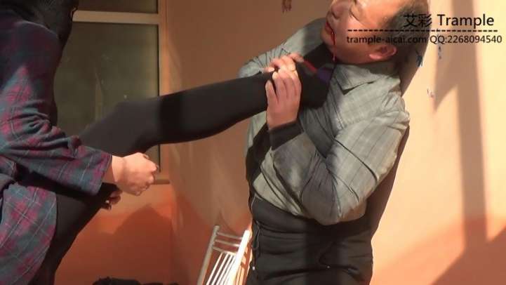 【网盘】女绑匪劫财杀人