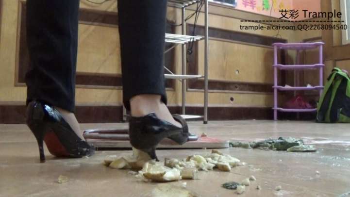 【网盘】职业装木板压碎