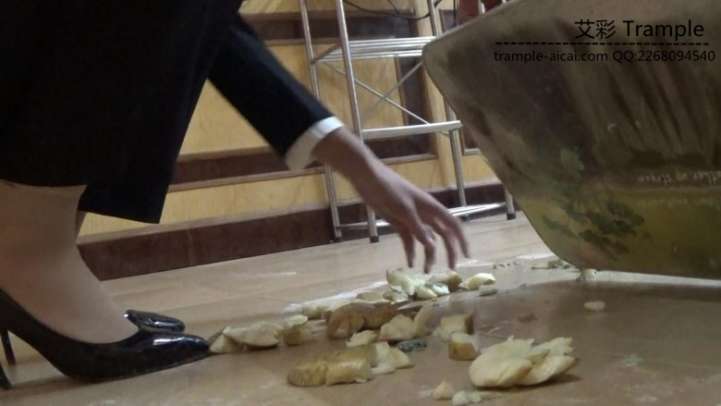 【网盘】职业装木板压碎