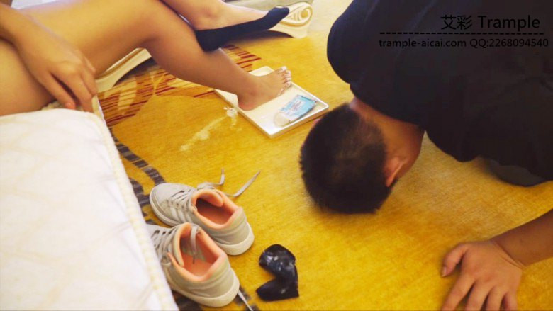 【网盘】希雨运动鞋船袜裸足喂食