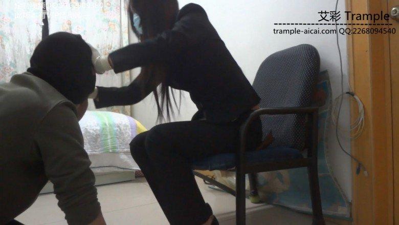 【网盘】小主人OL职业装怒惩偷袜贼