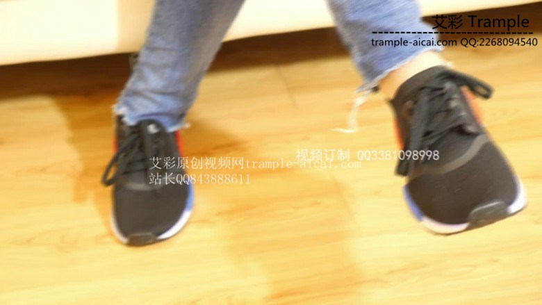 【网盘】才女小主的短丝袜