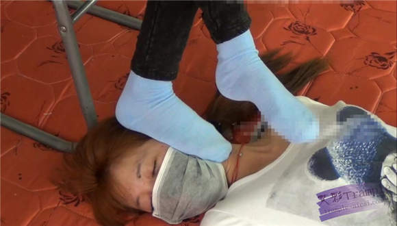 【网盘】★lulu和甜儿★第四十七部 璐璐棉袜脚虐甜儿 G-NV-132