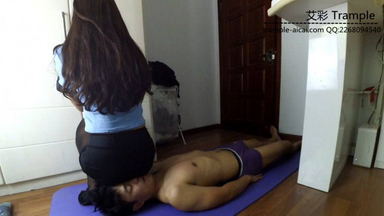 【网盘】女警的垫子-坐脸