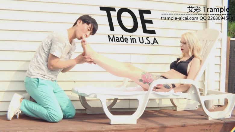 【网盘】韩国人舔老外的美脚 HAN-102