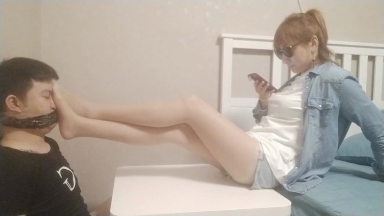 【网盘】屌丝男的一天