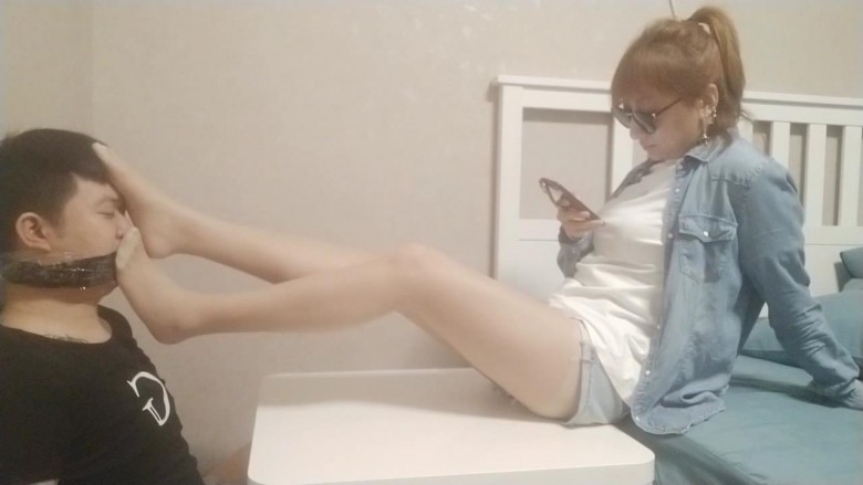 【网盘】屌丝男的一天