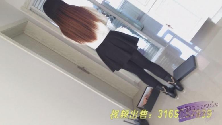 【网盘】【绝对典藏】双人互闻长靴内的秘密，脚尖的到底是什么？