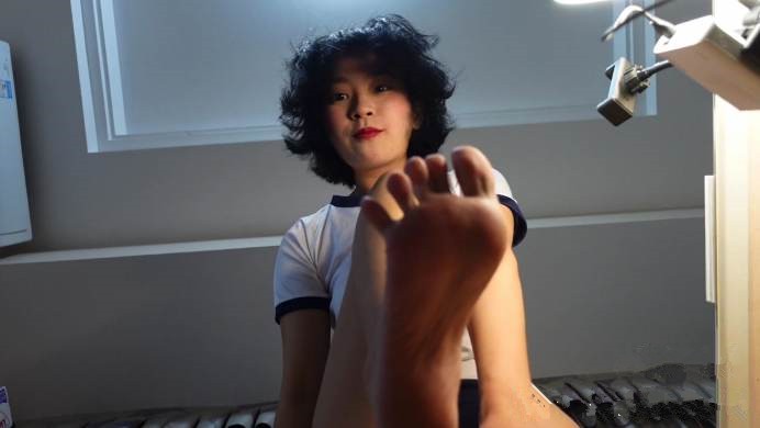 【网盘】【Haruka瑶酱】极致脏鞋臭袜pov巨人视觉惩罚男同学